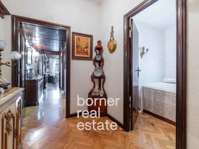Piso en venta en Barcelona, Barri de les Corts. Increíble piso en una de las mejores zonas de Barcelona. Pisos.