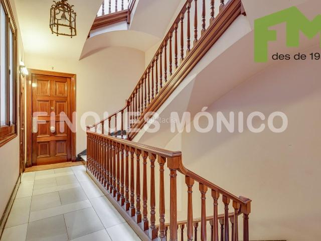 Piso en venta en Barcelona, Barri de les Corts. Piso de 243 m2 en Diagonal Zona Alta. Pisos.
