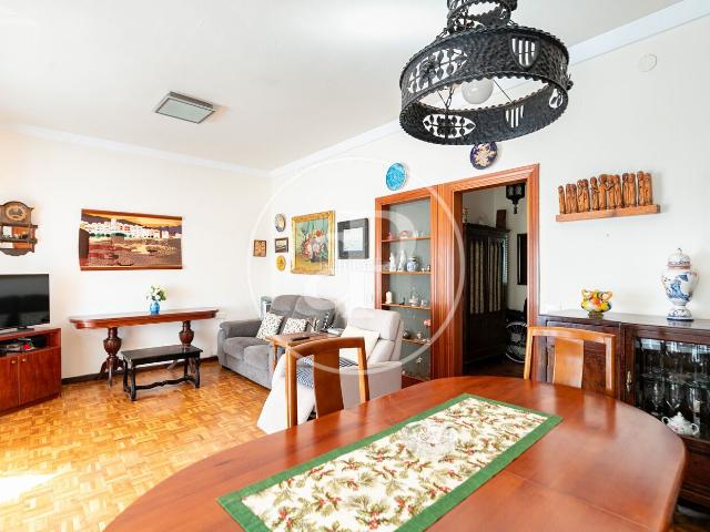 Piso en venta en Barcelona, Barri de les Corts. Piso en venta en Les Corts. Pisos.