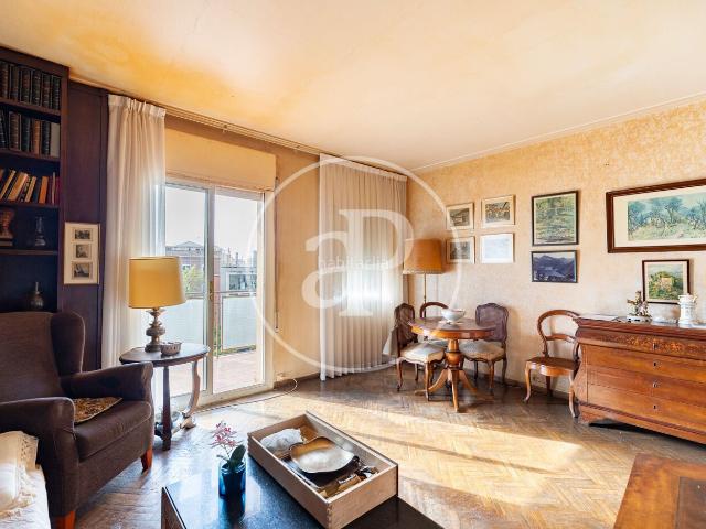 Piso en venta en Barcelona, Barri de les Corts. Piso en venta en Marquès de Sentmenat, les Corts. Pisos.