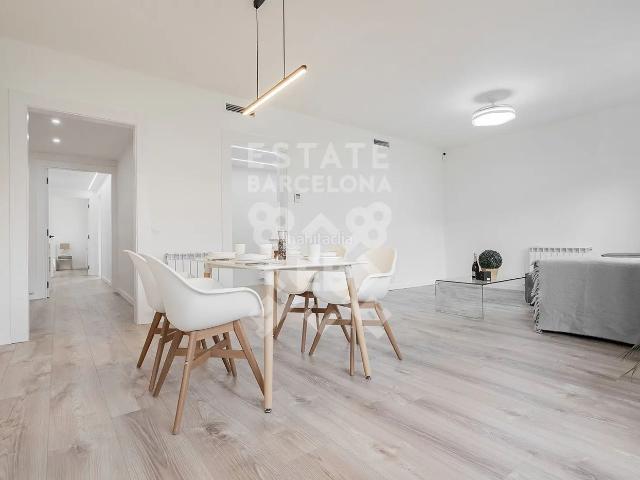 Piso en venta en Barcelona, Barri de les Corts. Piso reformado. Pisos.
