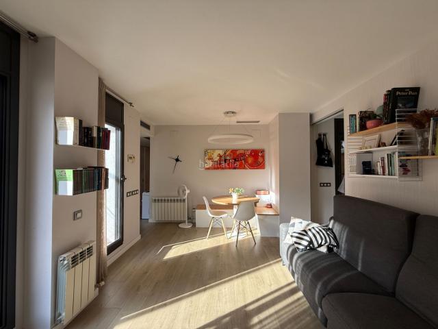 Piso en venta en Barcelona, Barri de les Corts. Pisos.