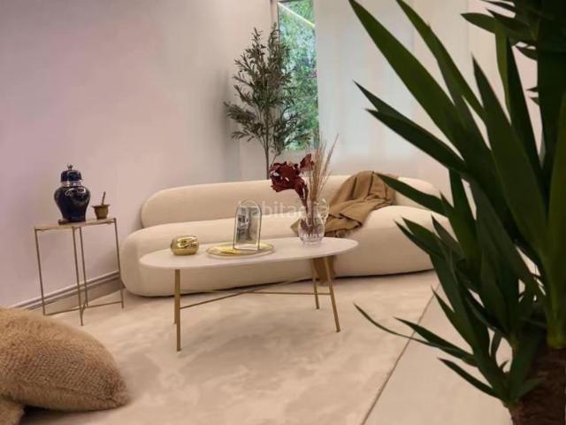 Piso en venta en Barcelona, Barri de les Corts. Pisos.