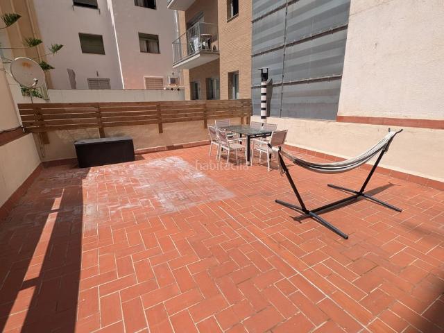 Piso en venta en Barcelona, Barri de les Corts. VIVIENDA CON GRAN TERRAZA EN LES CORTS JUNTO A METRO LES CORTS. Pisos.
