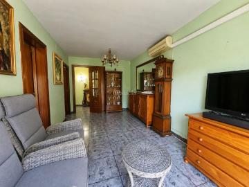 Piso en venta en Barcelona, Besòs Maresme. PISO 3 HABITACIONES, TODO EXTERIOR ! JUNTO RAMBLA PRIM 5 PLANTA CON ASCENSOR. Pisos.