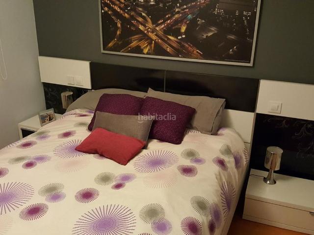 Piso en venta en Barcelona, Canyelles. Bonito piso reformado en CANYELLES, con ASCENSOR y BALCÓN!. Pisos.