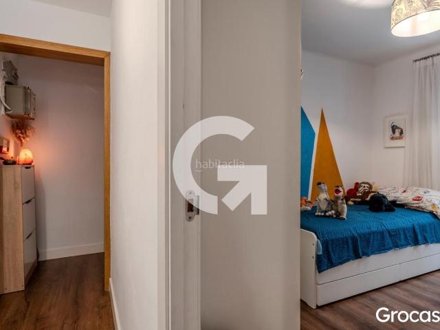 Piso en venta en Barcelona, Carmel. HAY PISOS QUE SE VEN. Y HAY PISOS QUE SE DESEAN. Pisos.