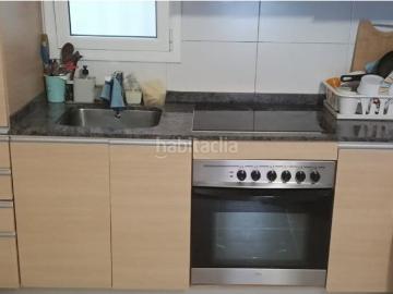 Piso en venta en Barcelona, Carmel. JUNTO ENTRADA PARC GÜELL Y BUNKERS DEL CARMEL, DOS HABITACIONES, EXTERIOR, COCINA AMERICANA. Pisos.
