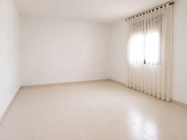 Piso en venta en Barcelona, Carmel. OPORTUNIDAD PISO CON ASCENSOR!. Pisos.