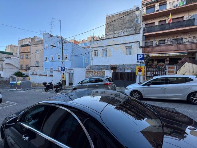 Piso en venta en Barcelona, Carmel. Piso 3 habitaciones 1 hab. auxiliar Venta Barcelona. Pisos.