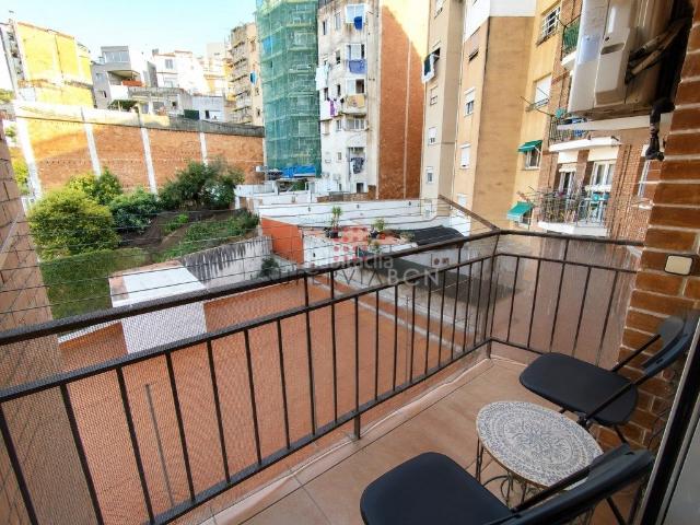 Piso en venta en Barcelona, Carmel. Piso 3 Habitaciones reformado. Pisos.