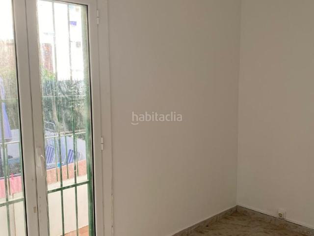 Piso en venta en Barcelona, Carmel. PISO EN VENTA DE 4 HABITACIONES JUNTO AL MERCADO DEL CARMEL. Pisos.