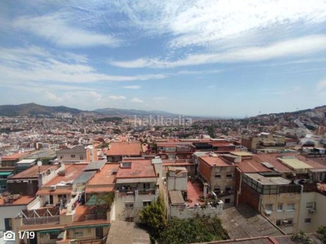 Piso en venta en Barcelona, Carmel. Pisos.