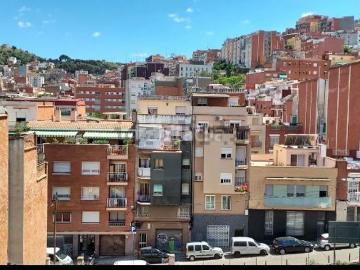Piso en venta en Barcelona, Carmel. Pisos.