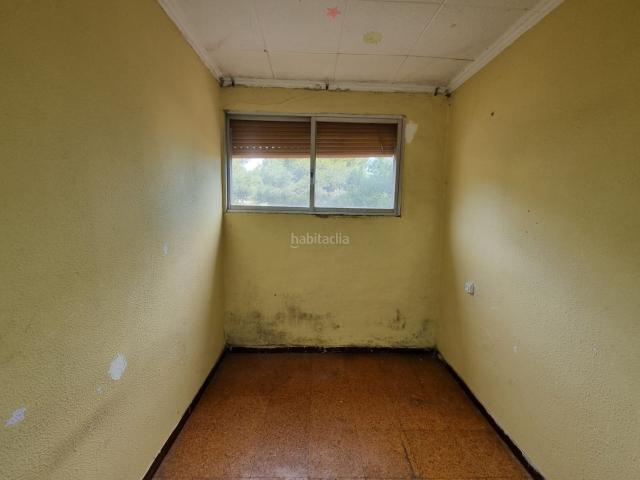 Piso en venta en Barcelona, Ciutat Meridiana. Solvia Inmobiliaria Piso Barcelona. Pisos.