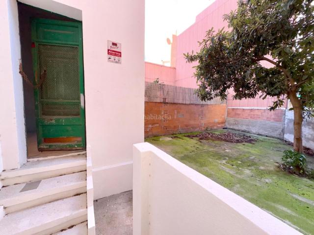 Piso en venta en Barcelona, Congrés Indians. Oportunidad de Reforma Integral en Finca Regia 192m2 Jardín. Pisos.