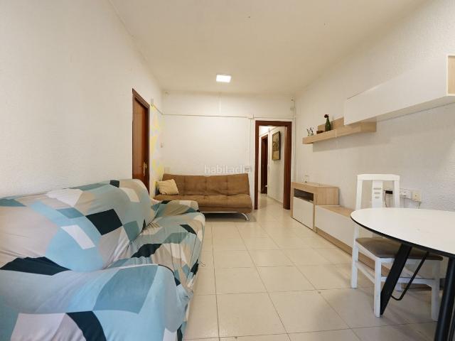 Piso en venta en Barcelona, Congrés Indians. Piso en venta de 3hb dobles 1wc 1 balcón. Pisos.