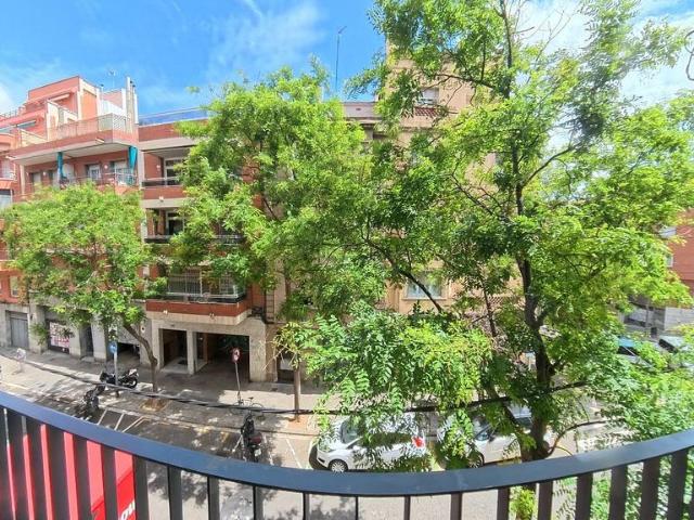 Piso en venta en calle Del Xiprer, Barcelona, de 52 m² 2 habitaciones por 379.000