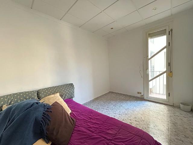 Piso en venta en calle D'aragó, Barcelona, de 53 m² 2 habitaciones por 349.900