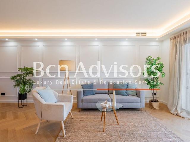 Piso en venta en calle Del Comte D'urgell, Barcelona, de 64 m² 3 habitaciones por 499.000
