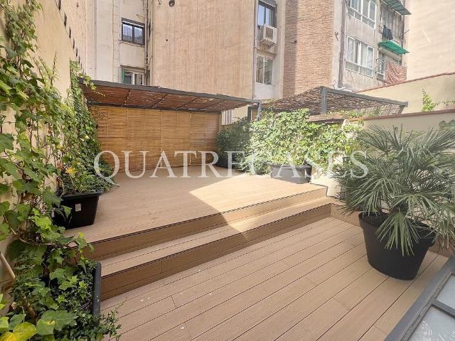 Piso en venta en pasaje D'alió, Barcelona, de 200 m² 3 habitaciones por 799.000