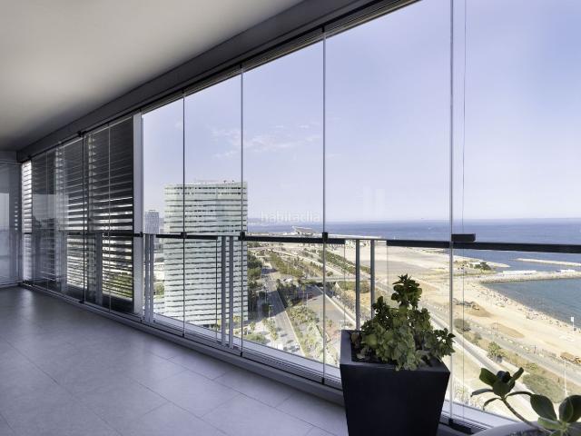 Piso en venta en Barcelona, Diagonal Mar i el Front Marítim del Poblenou. Tu refugio entre el cielo y el mar en Barcelona. Pisos.