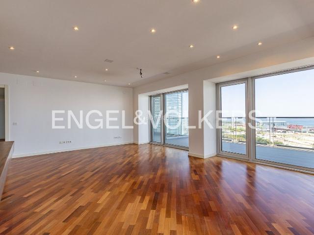 Piso en venta en Barcelona, Diagonal Mar i el Front Marítim del Poblenou. Viva el lujo frente al mar en Diagonal Mar. Pisos.