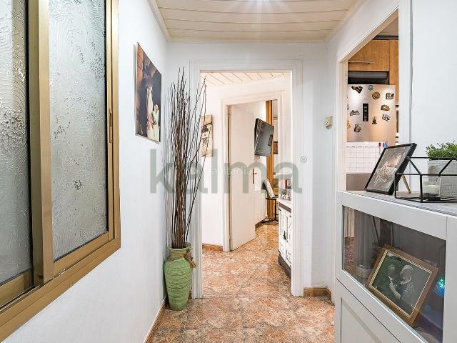 Piso en venta en Barcelona, Provençals del Poblenou. NUDA PROPIEDAD en venta en Avenida Diagonal. Pisos.