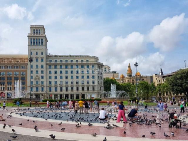 Piso en venta en Barcelona, Dreta de l´Eixample. Al lado de Plaza Catalunya. Pisos.