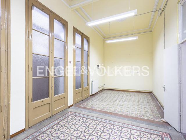 Piso en venta en Barcelona, Dreta de l´Eixample. Excepcional oportunidad en finca regia de Eixample. Pisos.