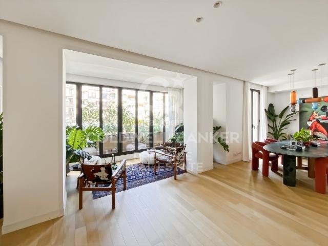 Piso en venta en Barcelona, Dreta de l´Eixample. En venta piso en edificio de obra nueva con parking y trastero en Eixample Derecho. Pisos.
