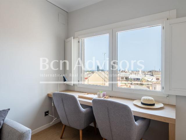 Piso en venta en Barcelona, Dreta de l´Eixample. Luminoso y tranquilo piso alto reformado en finca regia. Pisos.