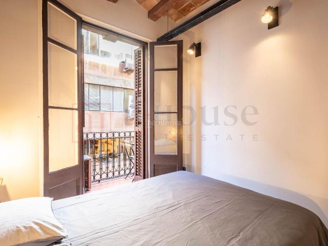 Piso en venta en Barcelona, Dreta de l´Eixample. PISO CON LICENCIA TURISTICA Y EXCLENTE UBICACION EN VILA DE GRACIA. Pisos.