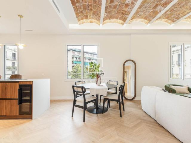Piso en venta en Barcelona, Dreta de l´Eixample. Piso Excelentes de 2 dormitorios en venta en Eixample Derecho, Barcelona. Pisos.