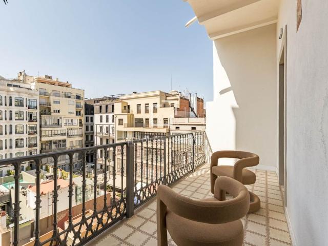 Piso en venta en Barcelona, Dreta de l´Eixample. Piso Excelentes de 3 dormitorios con 15m terraza en venta en Eixample Derecho. Pisos.