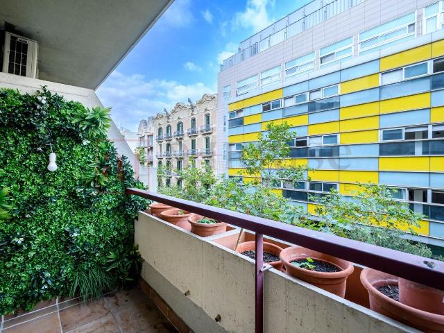 Piso en venta en Barcelona, Dreta de l´Eixample. PISO RECIENTEMENTE REFORMADO EN LEIXAMPLE. Pisos.