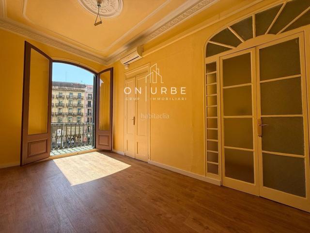 Piso en venta en Barcelona, Dreta de l´Eixample. ONURBE GRUP I PISO EN VENTA EN RONDA DE LA UNIVERSITAT. Pisos.