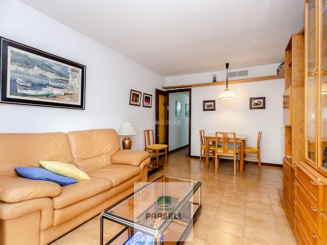 Piso en venta en Barcelona, El Camp d´en Grassot i Gràcia Nova. PISO EN VENTA CON BALCÓN EN EL BARRIO DE GRACIA, BARCELONA!. Pisos.
