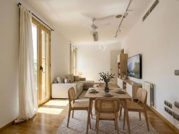 Piso en venta en Barcelona, El Camp d´en Grassot i Gràcia Nova. Piso reformado en inmejorable ubicación. Pisos.