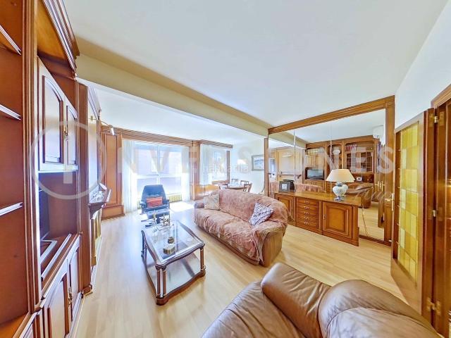 Piso en venta en Barcelona, El Camp d´en Grassot i Gràcia Nova. Pisos.