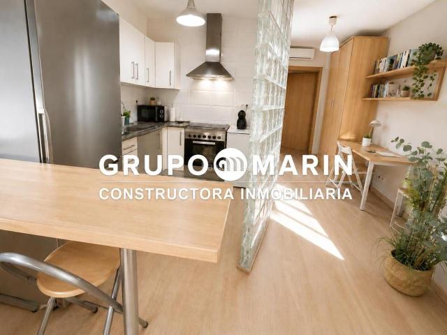 Piso en venta en Barcelona, El Camp de l´Arpa del Clot. Acogedor piso de 61 m en Av. Meridiana. Pisos.