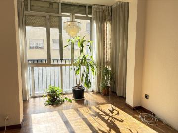 Piso en venta en Barcelona, El Camp de l´Arpa del Clot. Atractivo piso en venta cerca del hospital de Sant Pau. Pisos.