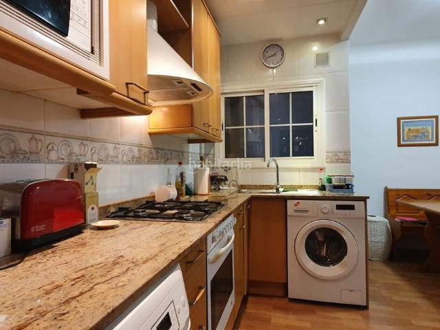 Piso en venta en Barcelona, El Camp de l´Arpa del Clot. IDEAL PISO EN ZONA INMEJORABLE. Pisos.