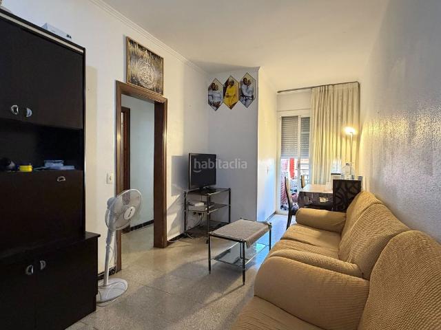 Piso en venta en Barcelona, El Camp de l´Arpa del Clot. Oportunidad en la zona. Pisos.