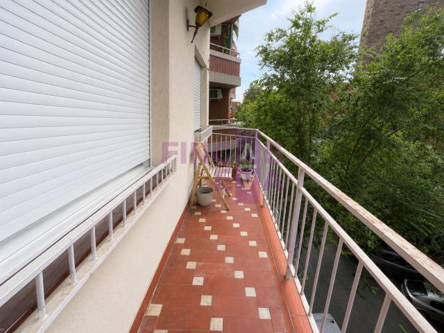 Piso en venta en Barcelona, El Camp de l´Arpa del Clot. VIVIENDA EN EL CLOTCAMP DE L ARPA DE 3 DORMITORIOS Y BALCÓN. Pisos.