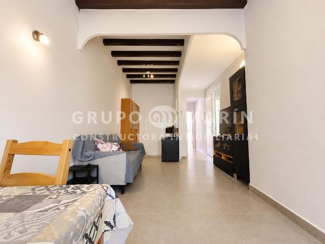 Piso en venta en Barcelona, El Camp de l´Arpa del Clot. Piso con balcón luz y encanto en Camp de lArpa 2 habitaciones. Pisos.