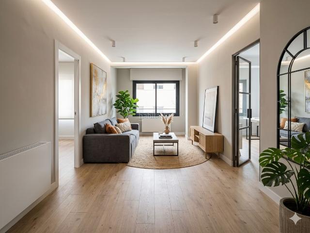 Piso en venta en Barcelona, El Camp de l´Arpa del Clot. Pisos.