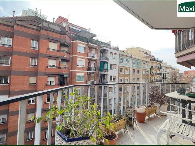Piso en venta en Barcelona, El Camp de l´Arpa del Clot. Pisos.