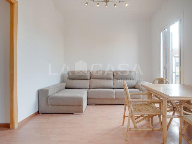 Piso en venta en Barcelona, El Camp de l´Arpa del Clot. Pisos.