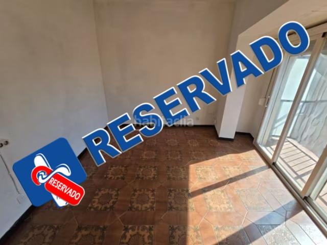 Piso en venta en Barcelona, El Camp de l´Arpa del Clot. Planta 7ª con ascensor, exterior orientado mar con mucho sol. Pisos.